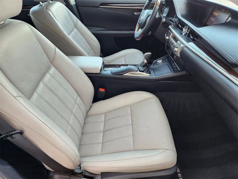 Used 2016 Lexus ES 350 image 14