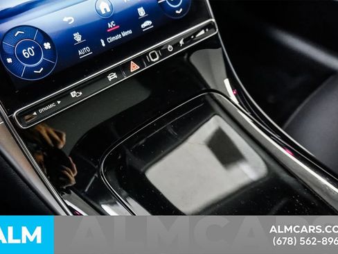 Used 2024 Mercedes-Benz C 300 4MATIC Sedan w/ AMG Line w/ Night Package image 35