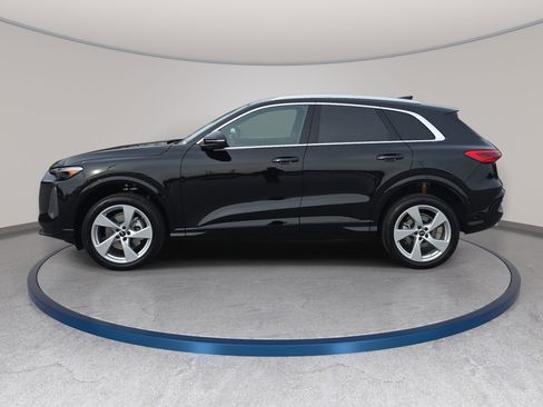 New 2025 Audi Q5 Premium Plus image 8