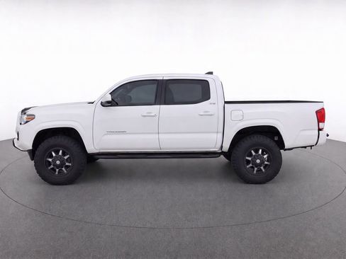 Used 2016 Toyota Tacoma SR5 w/ Towing Package RWD image 6