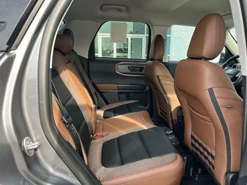 New 2025 Ford Bronco Sport Outer Banks w/ Sasquatch Outer Banks Package AWD/4WD image 6