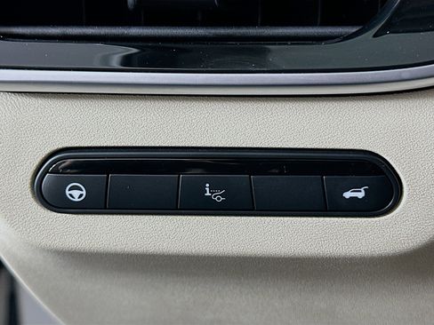 Used 2023 INFINITI QX60 Luxe w/ Vision Package AWD/4WD image 17