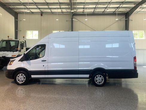 Used 2022 Ford Transit 350 148 High Roof Extended RWD image 4