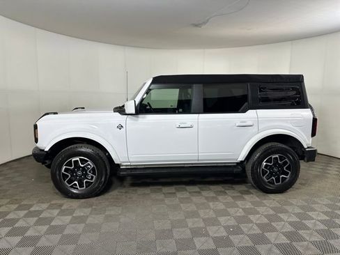 Used 2024 Ford Bronco Outer Banks image 6