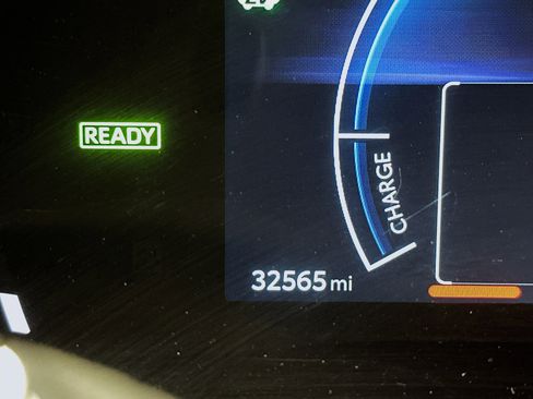 Used 2025 Toyota Camry LE image 19