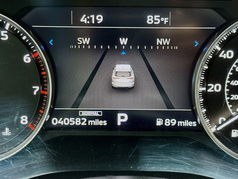 Used 2024 Mitsubishi Outlander SE image 8