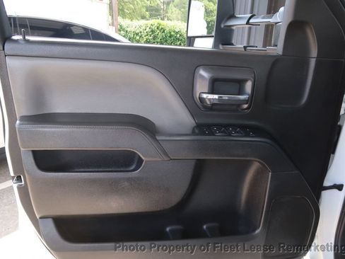 Used 2015 Chevrolet Silverado 3500 W/T AWD/4WD image 12