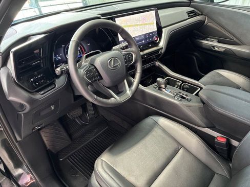 Used 2026 Lexus TX 350 AWD w/ Technology Package image 9