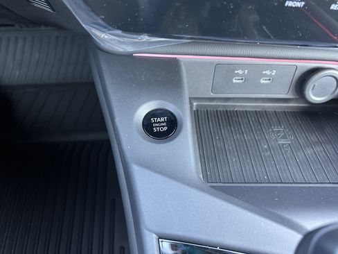 New 2026 Nissan Sentra SV FWD image 6