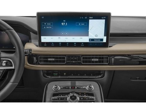 Used 2022 Lincoln Nautilus Reserve w/ Equipment Group 202A AWD/4WD image 8