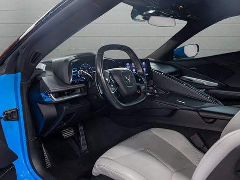 Used 2021 Chevrolet Corvette Stingray Coupe w/ Z51 Performance Package RWD image 33