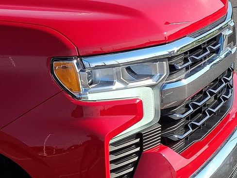 Used 2023 Chevrolet Silverado 1500 LT AWD/4WD image 29