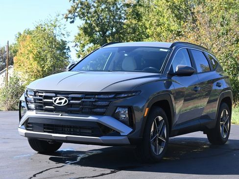 Used 2026 Hyundai Tucson SEL image 2