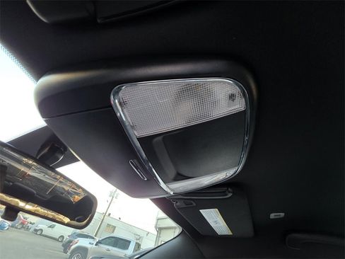 Used 2020 Dodge Charger SXT image 24