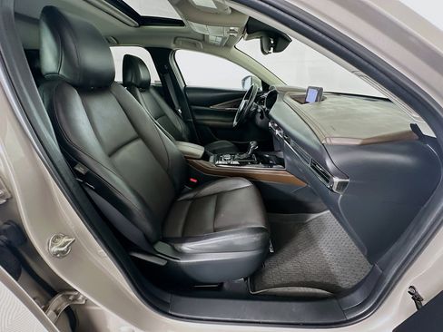 Used 2023 MAZDA CX-30 AWD 2.5 S w/ Premium Package image 32