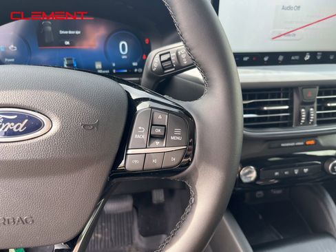 New 2024 Ford Escape SE w/ PHEV Premium Package image 7