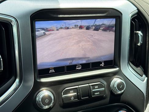 Used 2022 GMC Sierra 1500 SLT AWD/4WD image 29