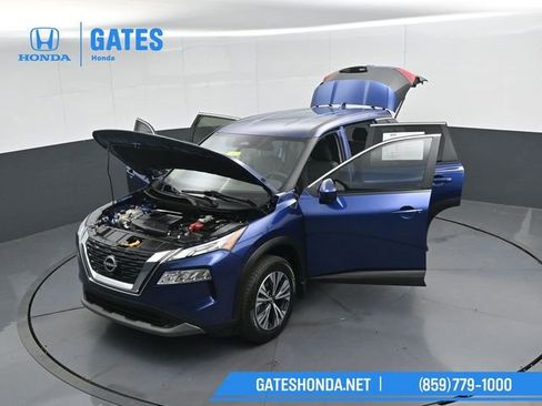Used 2023 Nissan Rogue SV AWD/4WD image 49
