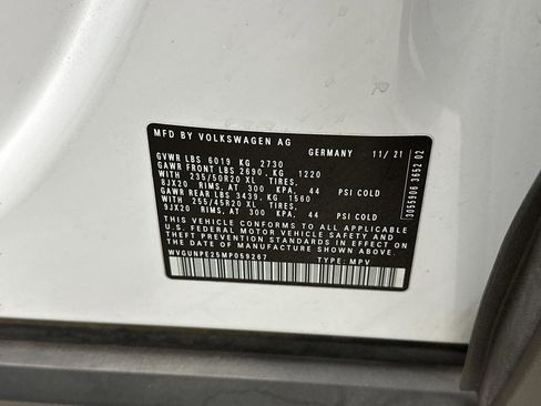 Used 2021 Volkswagen ID.4 Pro S image 39