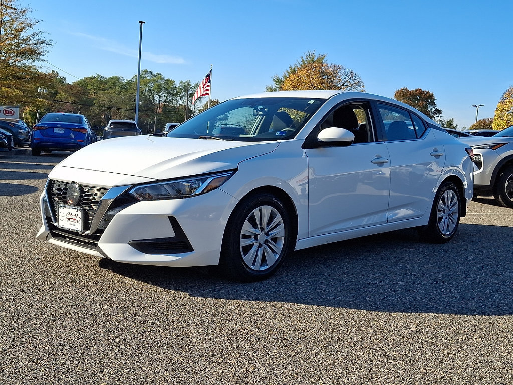 Used 2022 Nissan Sentra S w/ Electronics Package FWD image 4