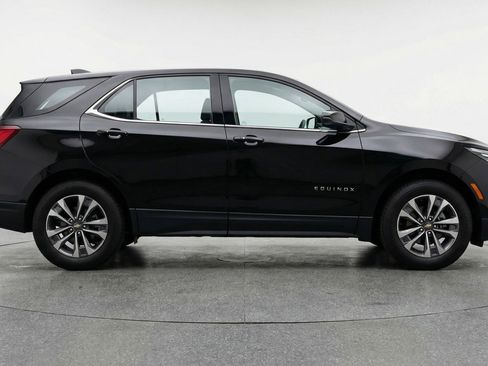 Used 2025 Chevrolet Equinox LT FWD image 11