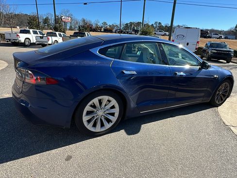 Used 2017 Tesla Model S 100D image 8