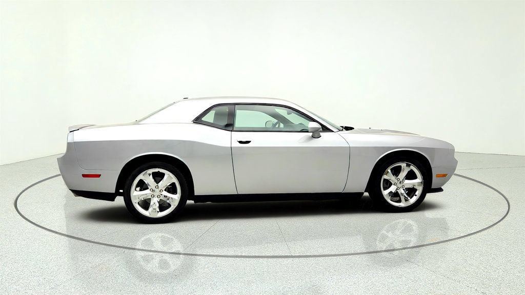 Used 2013 Dodge Challenger SXT w/ Super Sport Group RWD image 4