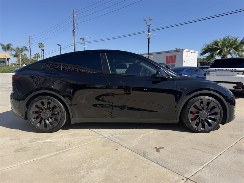 Used 2022 Tesla Model Y Performance AWD/4WD image 5