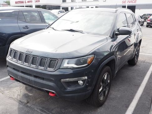 Used 2018 Jeep Compass Trailhawk w/ Navigation Group AWD/4WD image 1