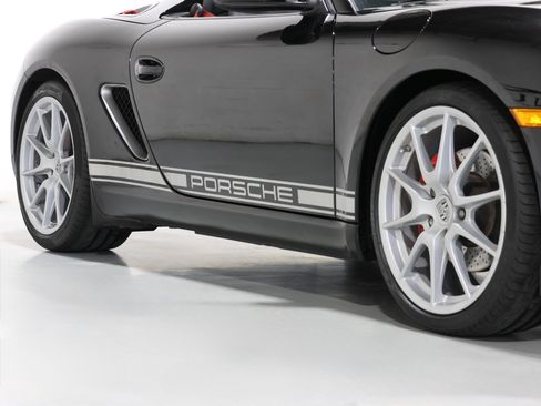 Used 2011 Porsche Boxster Spyder image 26