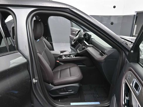 New 2026 Ford Explorer Platinum image 12