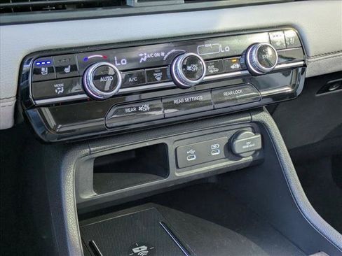 Certified 2026 Honda Pilot Elite image 13