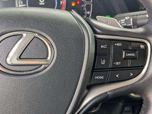 Used 2024 Lexus ES 350 w/ Premium Package image 13