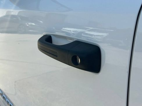 Used 2025 RAM 1500 Big Horn RWD image 26