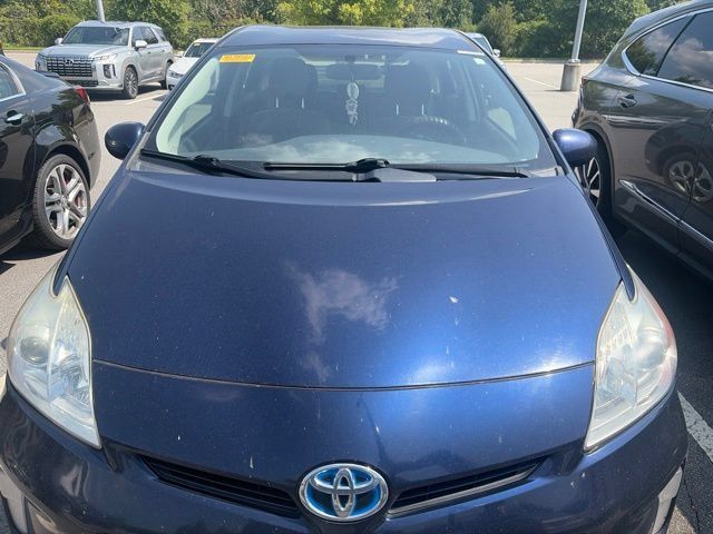 Used 2015 Toyota Prius Two FWD image 2