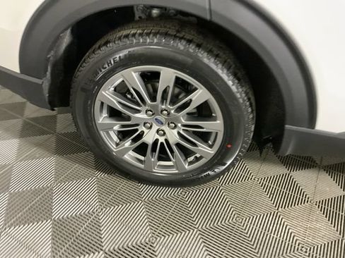 New 2026 Ford Explorer Active w/ Active Comfort Package AWD/4WD image 37