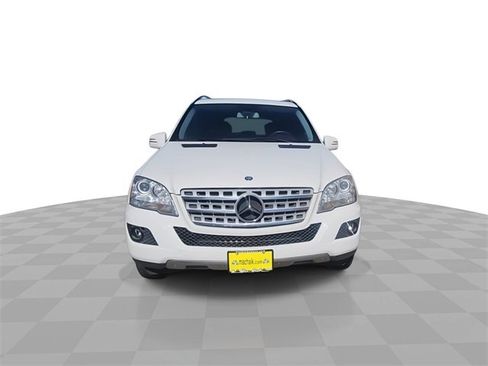 Used 2011 Mercedes-Benz ML 350 2WD image 3