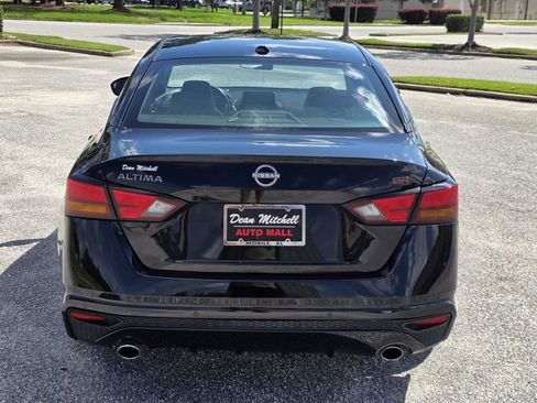 Used 2024 Nissan Altima 2.5 SR FWD image 4