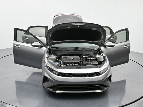 Used 2023 Kia Forte LXS image 41