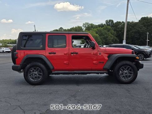 Used 2024 Jeep Wrangler Unlimited Sport AWD/4WD image 6
