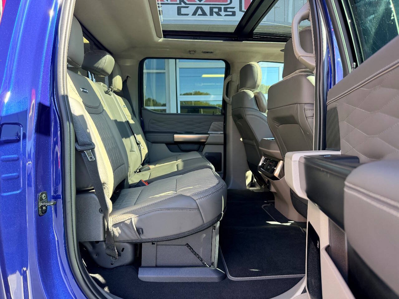 Used 2026 Ford F450 Platinum w/ Platinum Plus Package AWD/4WD image 41