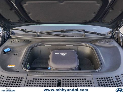 New 2026 Hyundai Ioniq 9 SEL AWD/4WD image 13