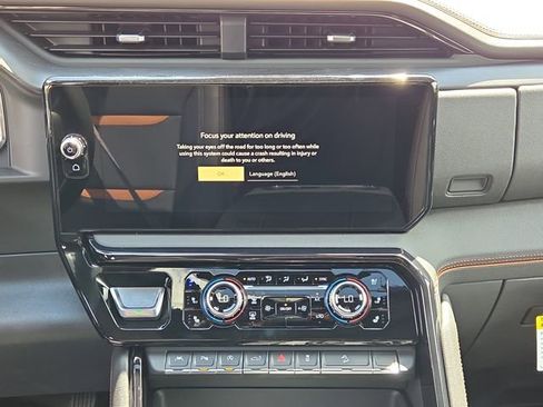 New 2026 GMC Sierra 1500 AT4 w/ AT4 Premium Package AWD/4WD image 16