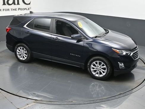 Used 2021 Chevrolet Equinox LT image 36