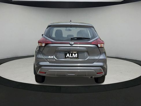 New 2025 Nissan Kicks Play S image 22