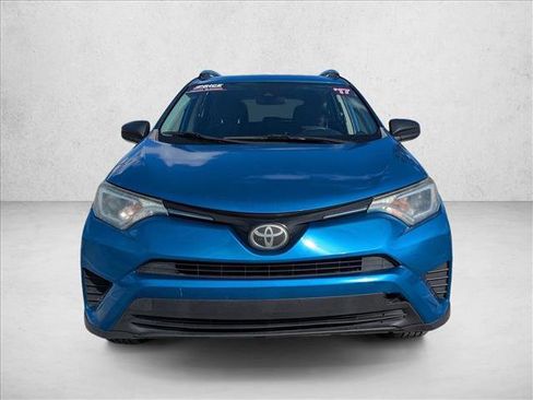 Used 2017 Toyota RAV4 LE image 2