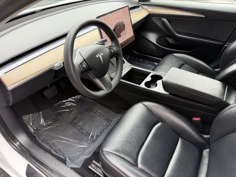 Used 2022 Tesla Model 3 Standard Range image 24