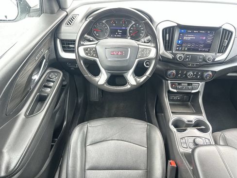 Used 2022 GMC Terrain SLT FWD image 17