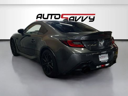 Used 2023 Toyota GR86 Premium RWD image 5