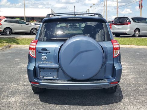 Used 2010 Toyota RAV4 2WD image 5